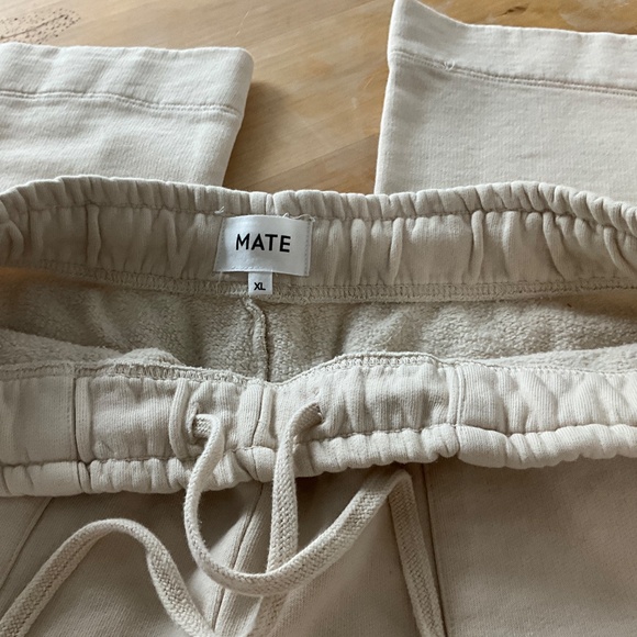 MATE THE LABELB0NE NEW BUNDLE  LARGE TOP/ XTRA LARGE BOTTOMS - Picture 6 of 8